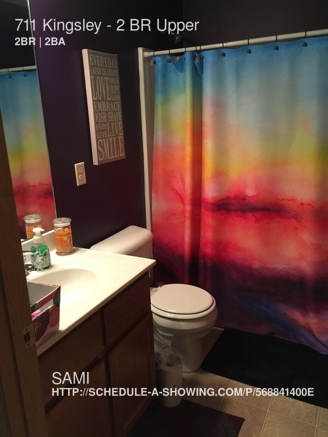 Building Photo - 711 Kingsley 2 BR Upper