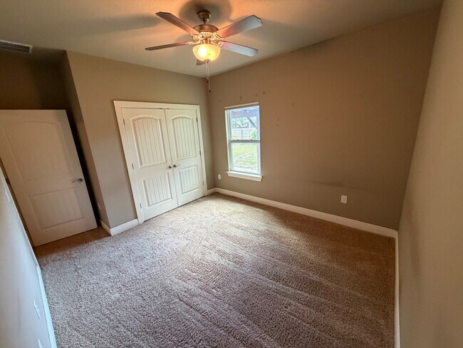 Building Photo - 8127 Carmona St