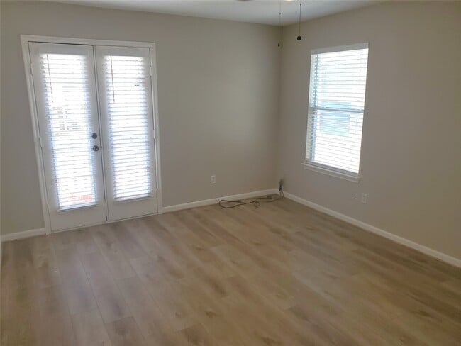 Building Photo - 11802 Chetman Dr