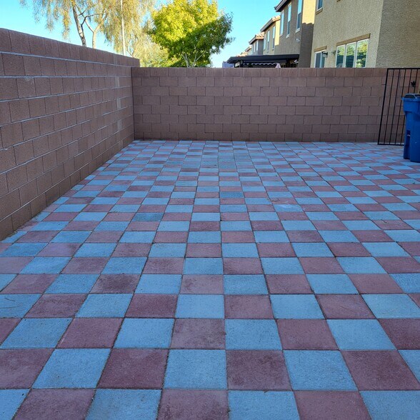 Building Photo - 9282 Keystone Ridge Ave