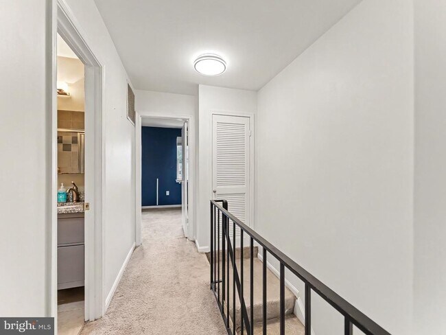 Building Photo - 13849 Constitution Ct