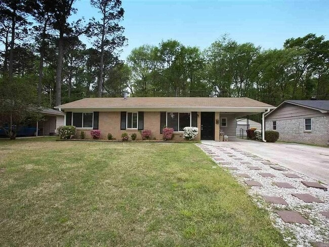 Building Photo - Carolina beautiful home