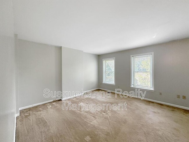 Building Photo - 1120 Galway Ct