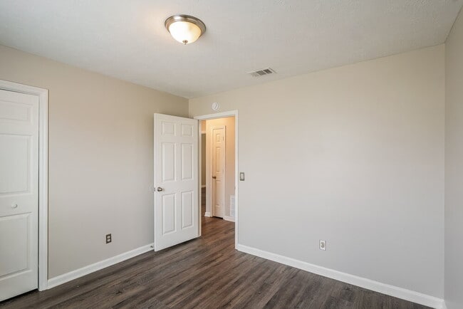 Building Photo - 809 Clearspring Ct