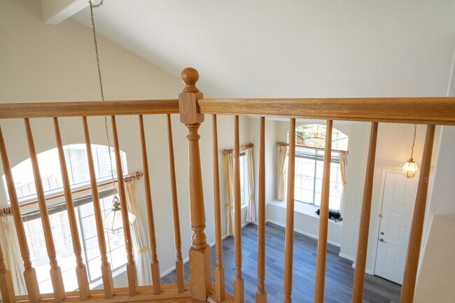 Building Photo - ***Exceptional 3BR/2.5BA Residence in Prime *** San Leandro Location