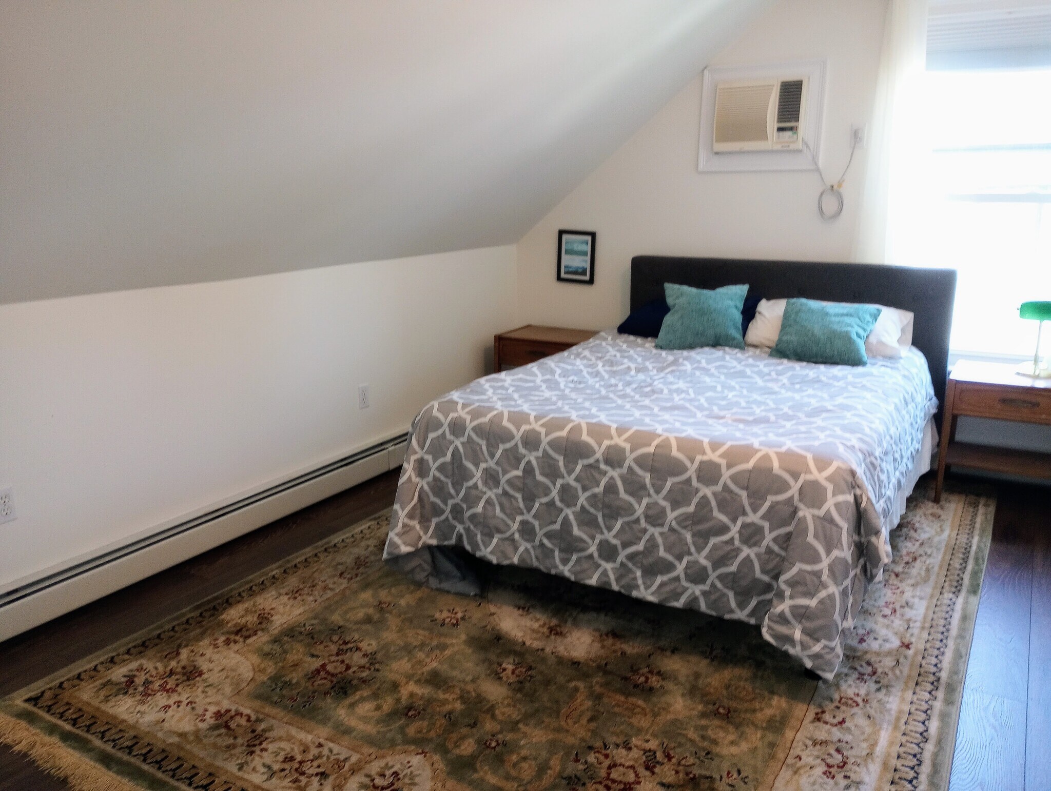 Bedroom 1, top floor - 28 Robbins St