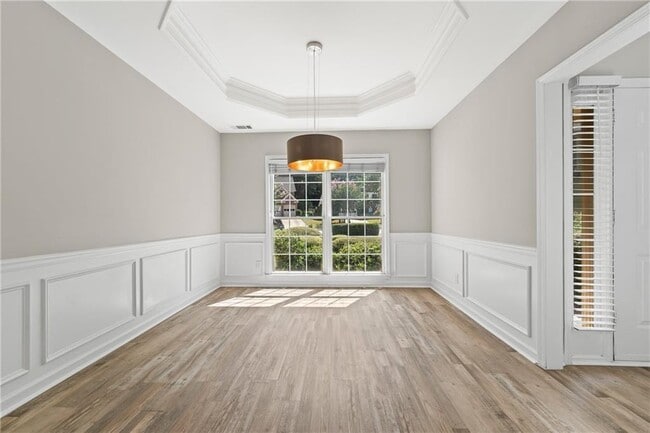 Building Photo - 2878 Calhoun Square