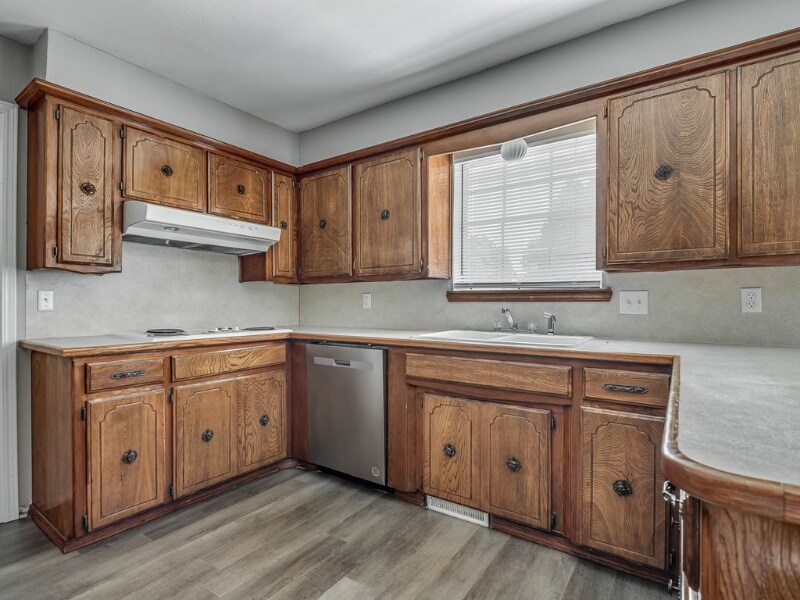 Building Photo - 715 S Pleasant View Dr