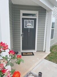 Building Photo - 25 Planters Pl