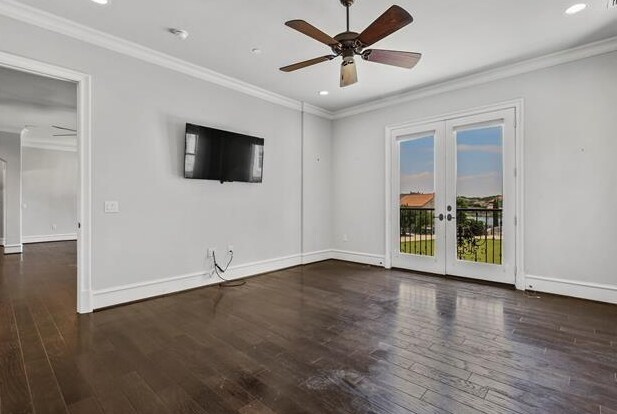 Building Photo - 6601 Mediterranean-2904