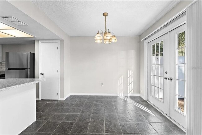 Building Photo - 4416 Highland Ln