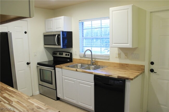 Building Photo - 5280 Glenlivet Rd