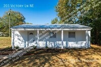 Building Photo - 203 Victory Ln NE