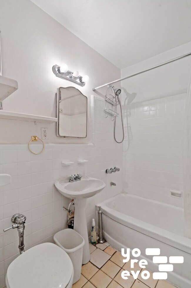 Building Photo - 0 bedroom in NEW YORK NY 10014