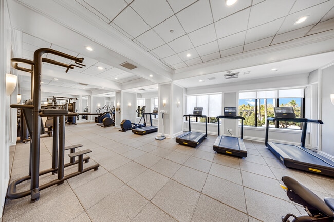 Building Photo - 9801 Collins Ave