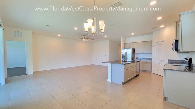 Building Photo - PET FRIENDLY LAKEWOOD RANCH 4 BED/2 BATH H...