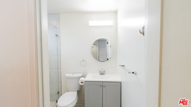 Building Photo - 488 S Willaman Dr