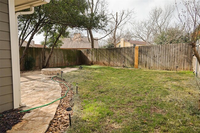 Building Photo - 8705 Clearbrook Trail