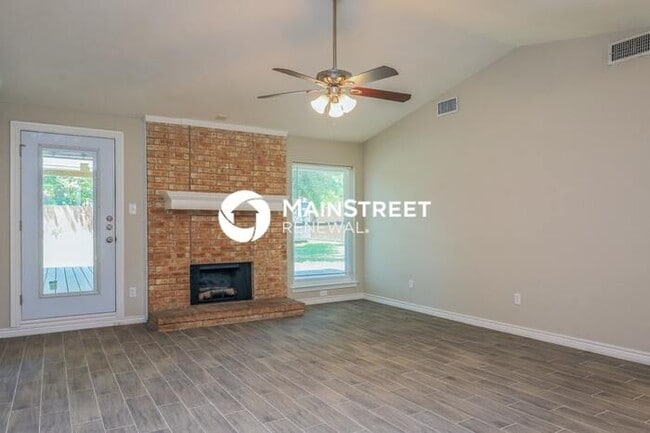 Building Photo - 3 Bedroom Pet-Friendly Home in ROCKWALL, T...