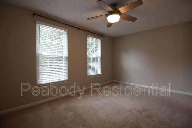 Building Photo - 11916 Fieldthorn Ct