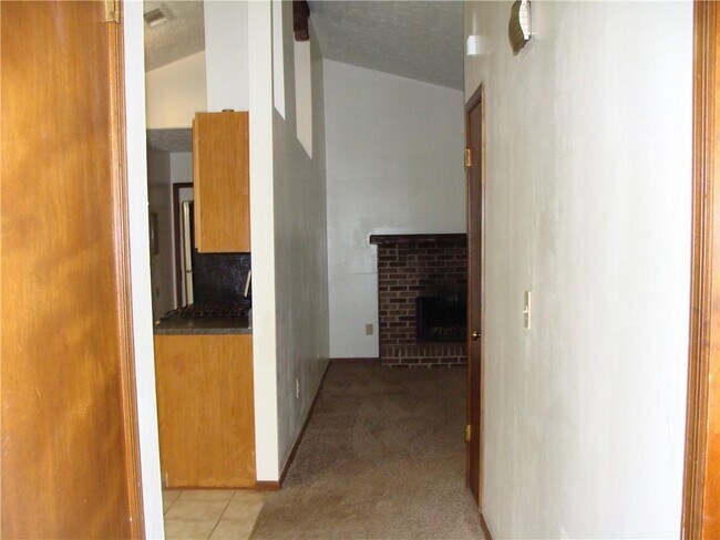 Building Photo - 2331 Newgate Dr