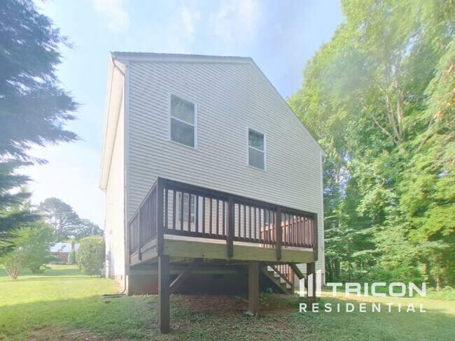 Building Photo - 1511 Brookgreen Ave
