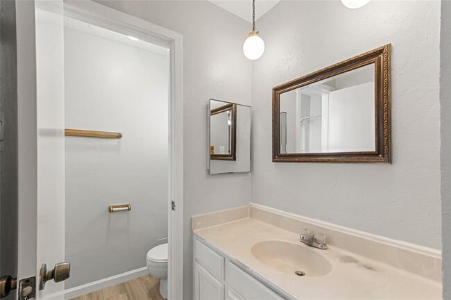 Building Photo - 10306 King Ranch Ln