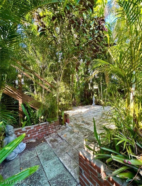 Building Photo - 5934 Tropical Dr