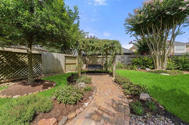 Building Photo - 6335 Concho Bay Dr