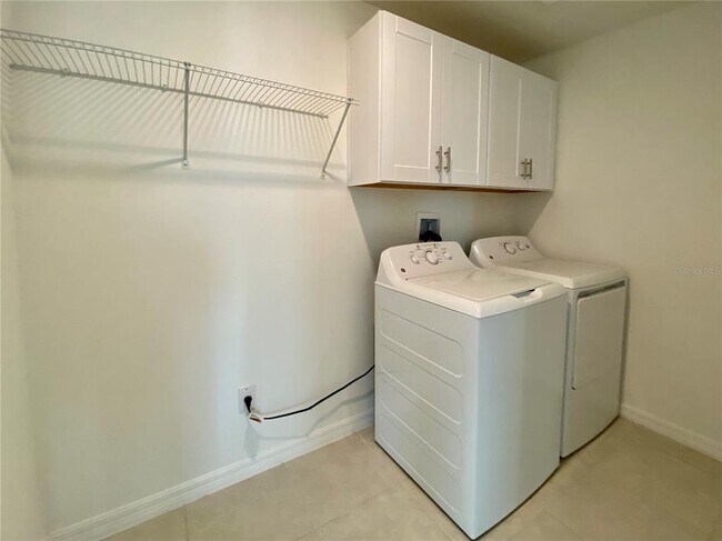 Building Photo - 9825 Branching Ship Trce