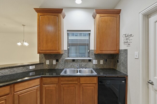 Building Photo - 8920 Soldiers Home Ln