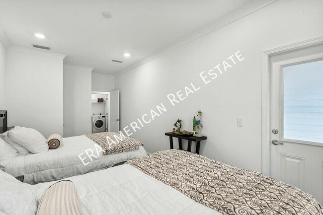 Building Photo - 22 Kara Lake Dr