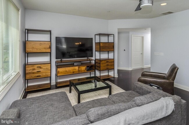 Building Photo - 2330 NJ-33