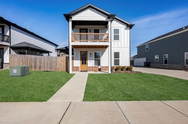 Building Photo - 1709 W Whitney Ln