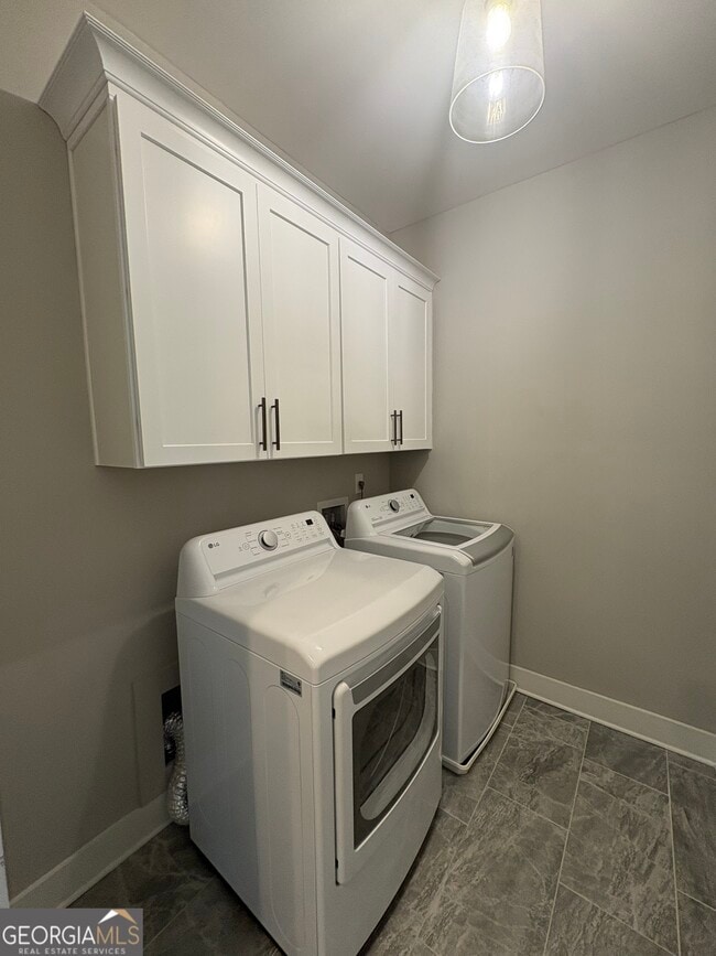 Building Photo - 1104 Thomas St