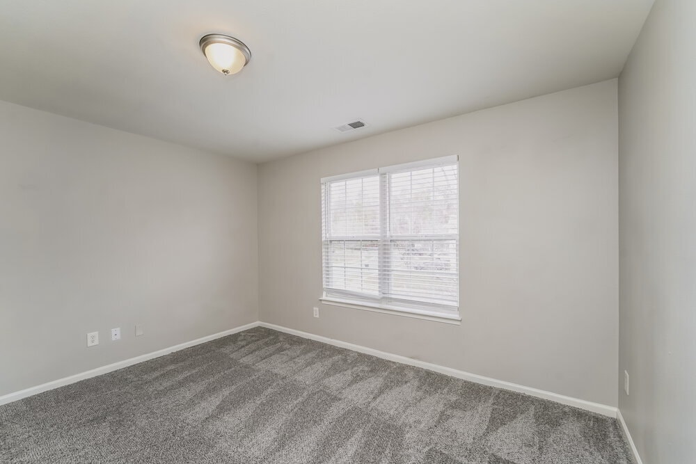 Building Photo - 5113 Autumn Oak Dr