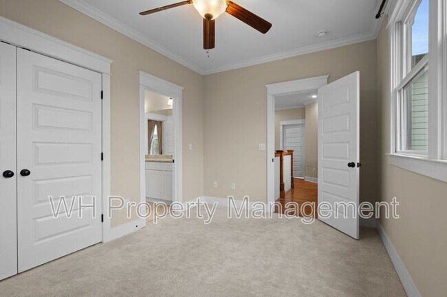 Building Photo - 311B 54th Ave N