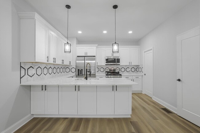 Building Photo - 961 Heyl Ave