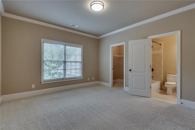 Building Photo - 3924 Sweat Creek Run NE