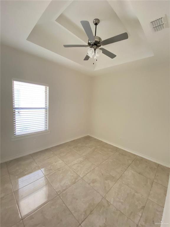 Building Photo - 9 E la Cantera Ave