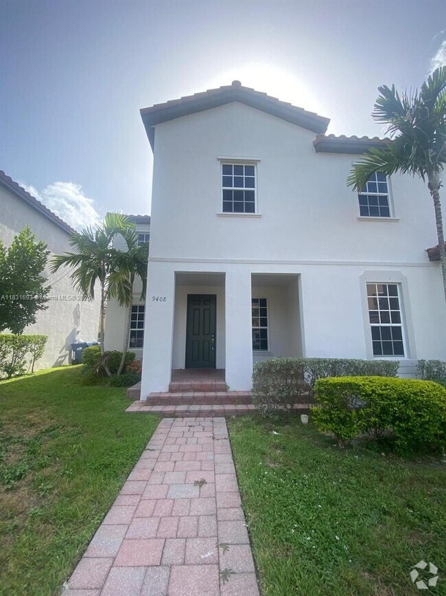 Building Photo - 9408 SW 171st Pl