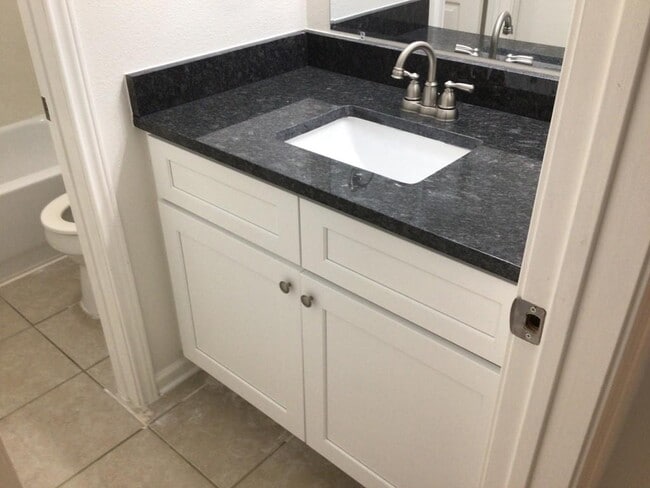 Building Photo - 21806 Saragosa Pond Ln