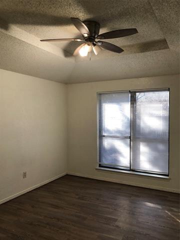 Building Photo - 901 Park Pl Blvd