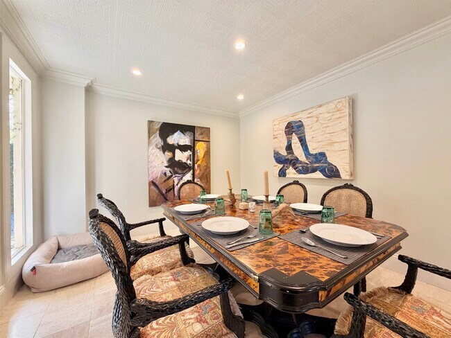 Building Photo - 205 McPherson Dr