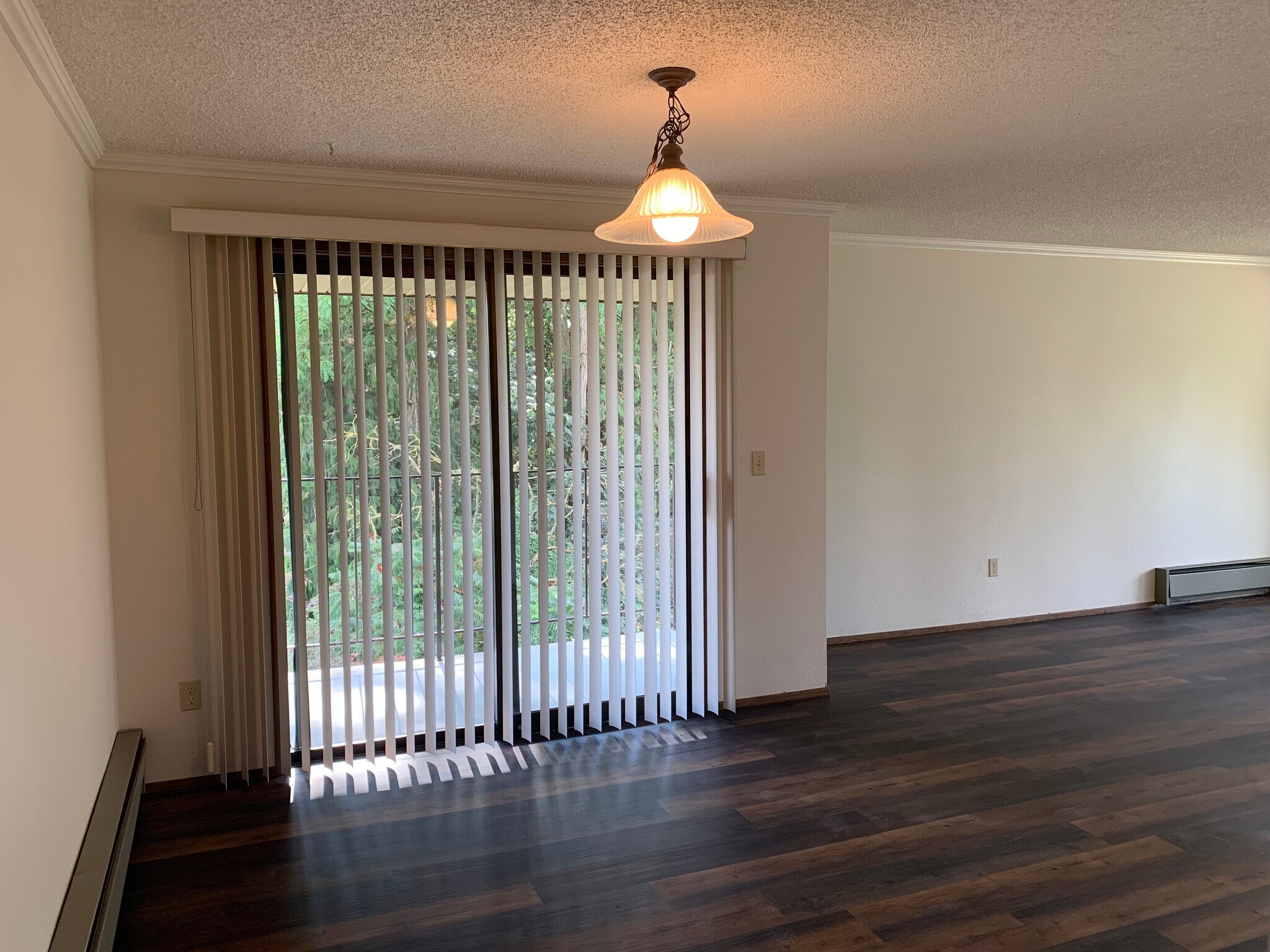 Building Photo - 107 La Villa Dr