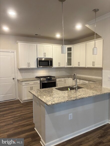 Building Photo - 43429 Stonewood Crossing Ter