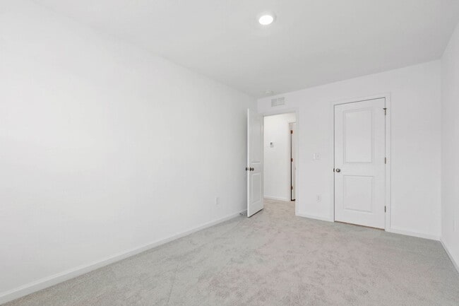 Building Photo - Newly Built: Bright 3-Bedroom Townhome wit...
