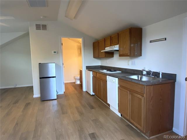 Building Photo - 2119 Falkirk Dr