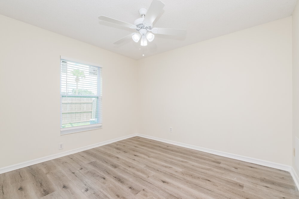 Building Photo - 10147 Cedar Dune Dr