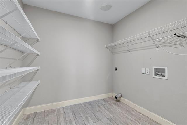 Building Photo - 9952 Sparrow Hawk Ln